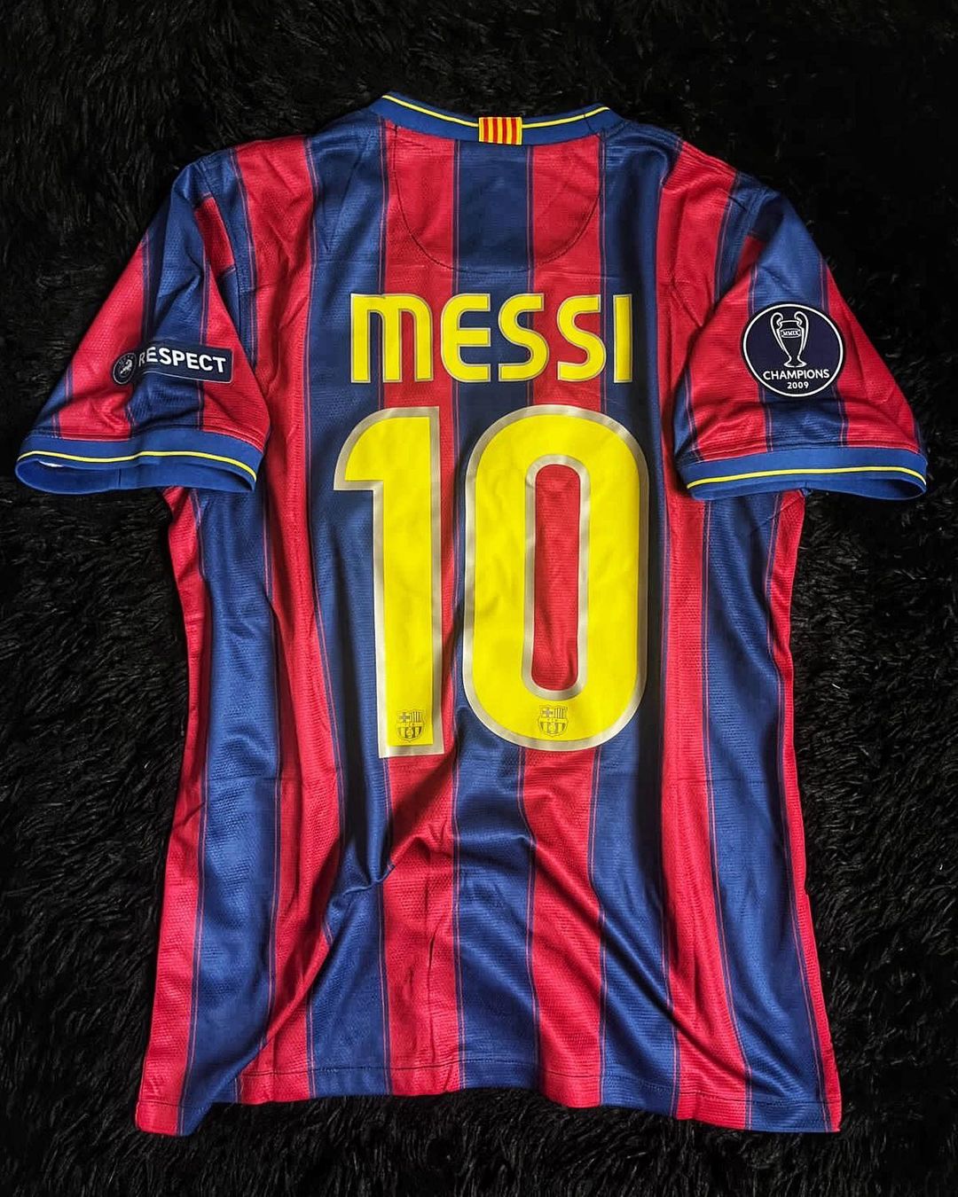 Barcelona 2009/10 Retro Shirt - Messi #10 (+Patches)