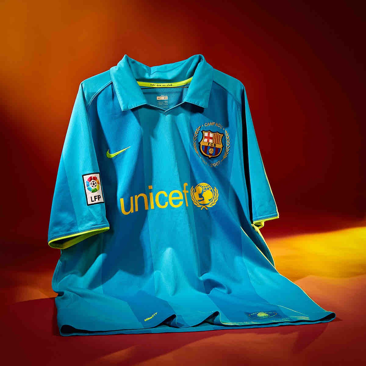 Barcelona 2007/08 Away Retro Shirt