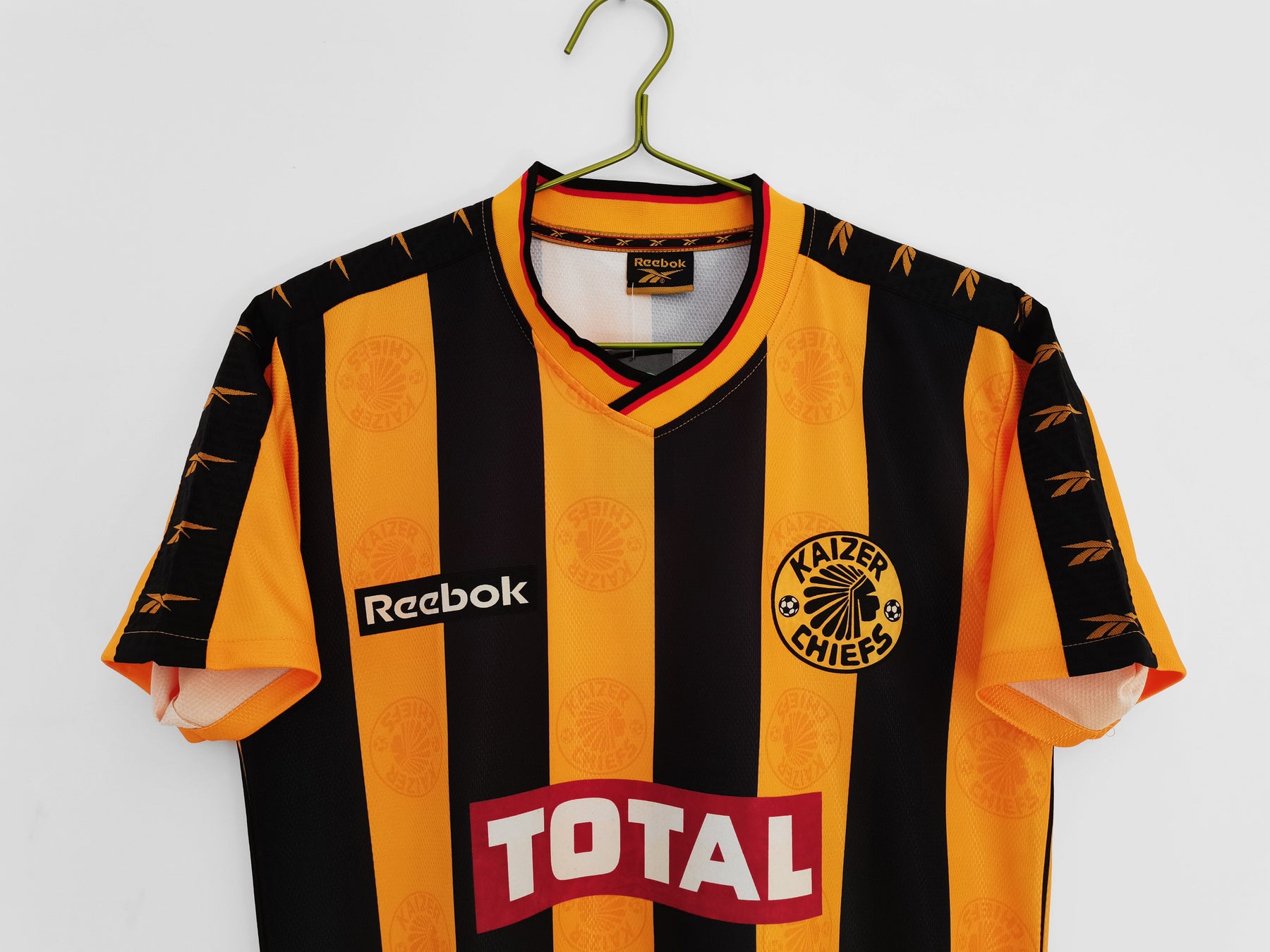 Kaizer Chiefs 1998 Home Retro Shirt