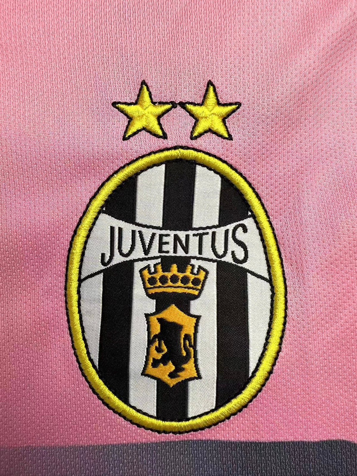 Juventus 2002/03 Goalkeeper Retro Shirt